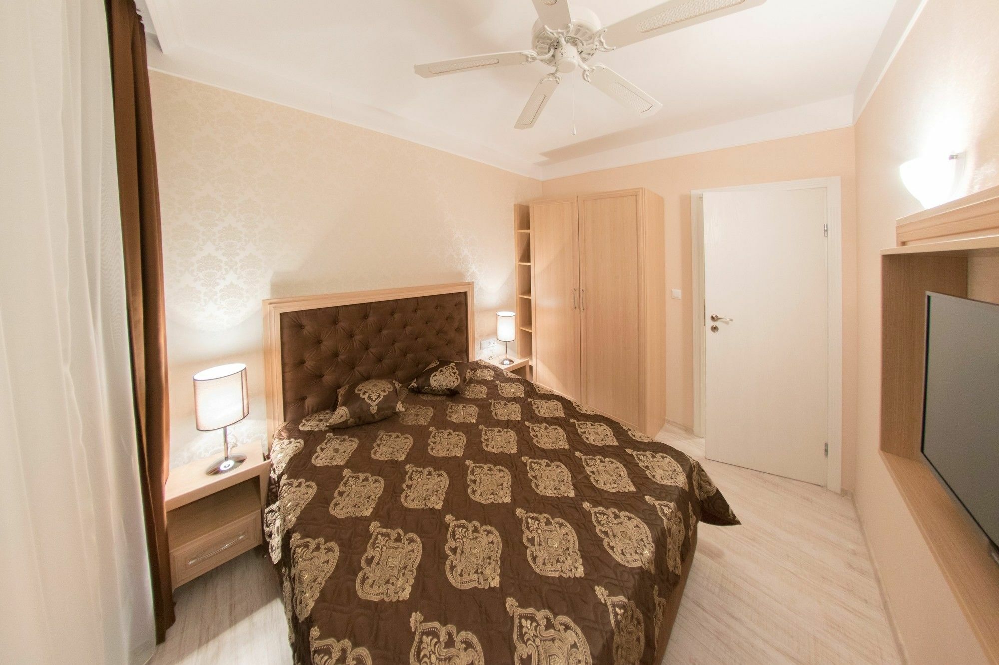 Harmony Suites - Monte Carlo Sunny Beach Eksteriør billede